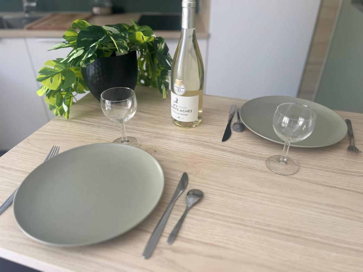 Le Duplex Studio Centre De Nimes Avec Clim Eksteriør bilde